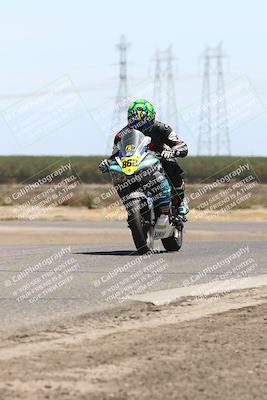 media/Aug-03-2025-TrackDaz (Sun) [[bf4a71acf9]]/C Group/1240pm (Wheelie Bump)/